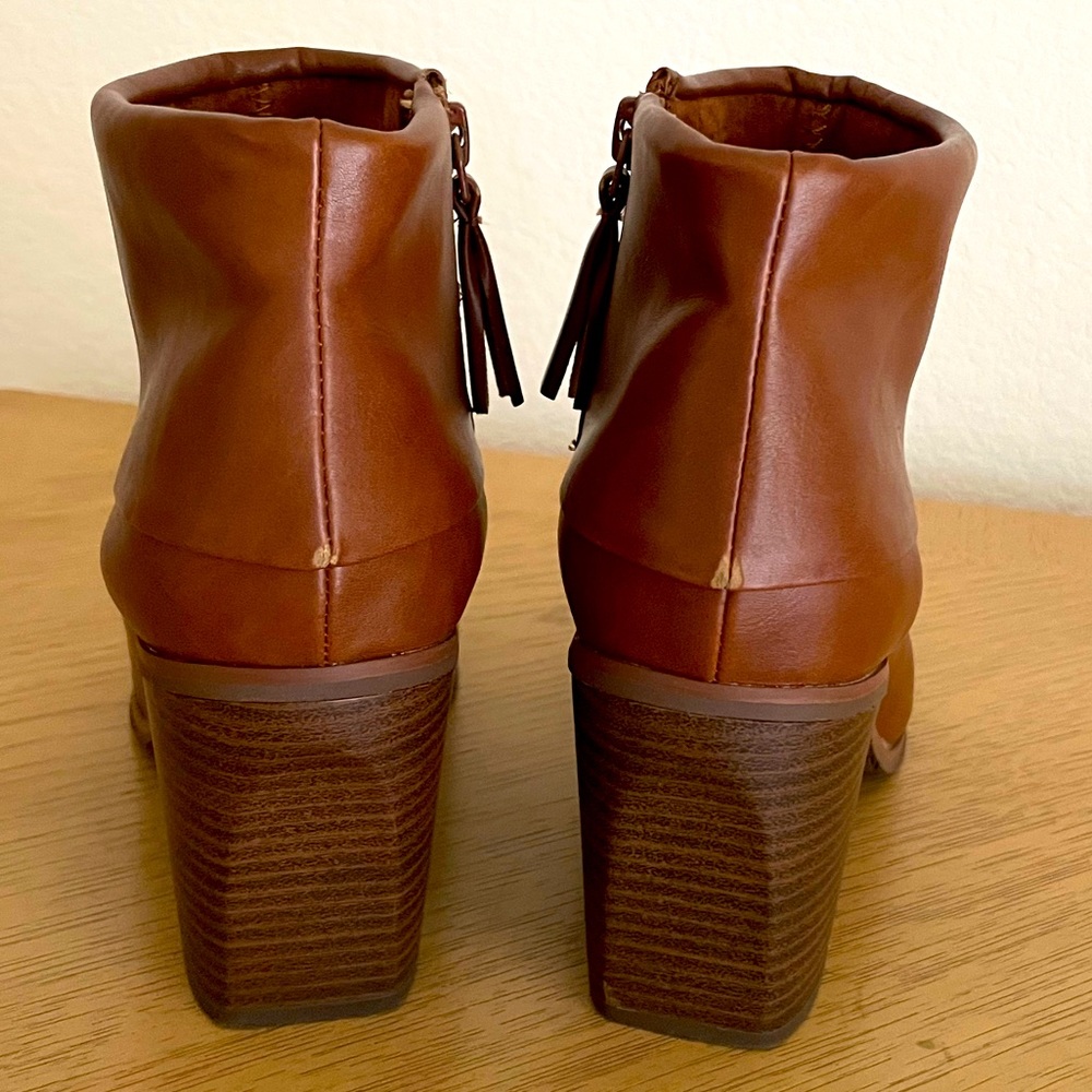 Born In California Ankle Boots - Picture 4 of 5